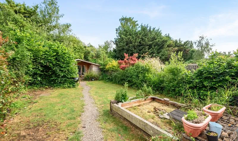 Overdale, Ashtead, KT21, photo 2