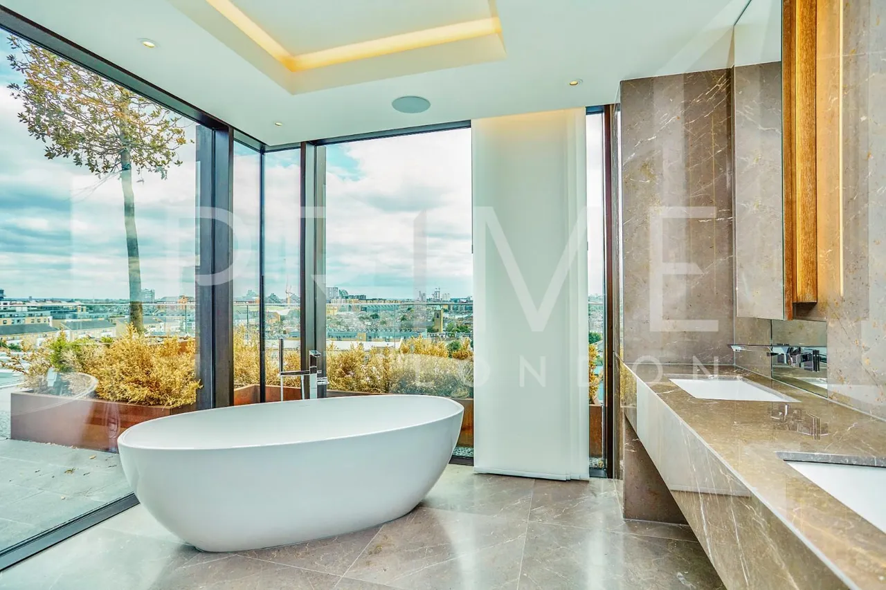 The Penthouse, Jaeger House, SW6, photo 8