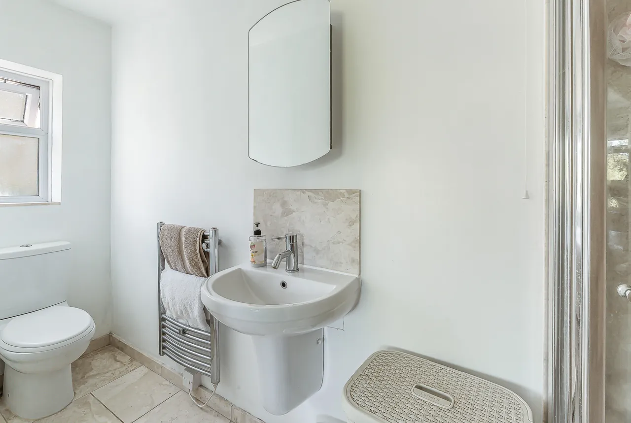 Farnham Lane, Langton Green, Kent, TN3 0DQ, photo 13
