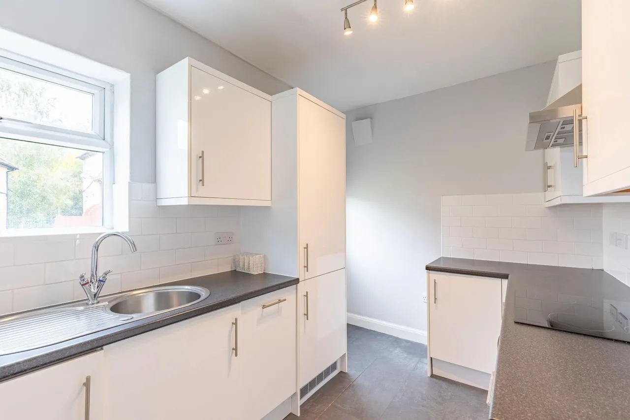 Sandringham Drive, Moortown, LS17, photo 3