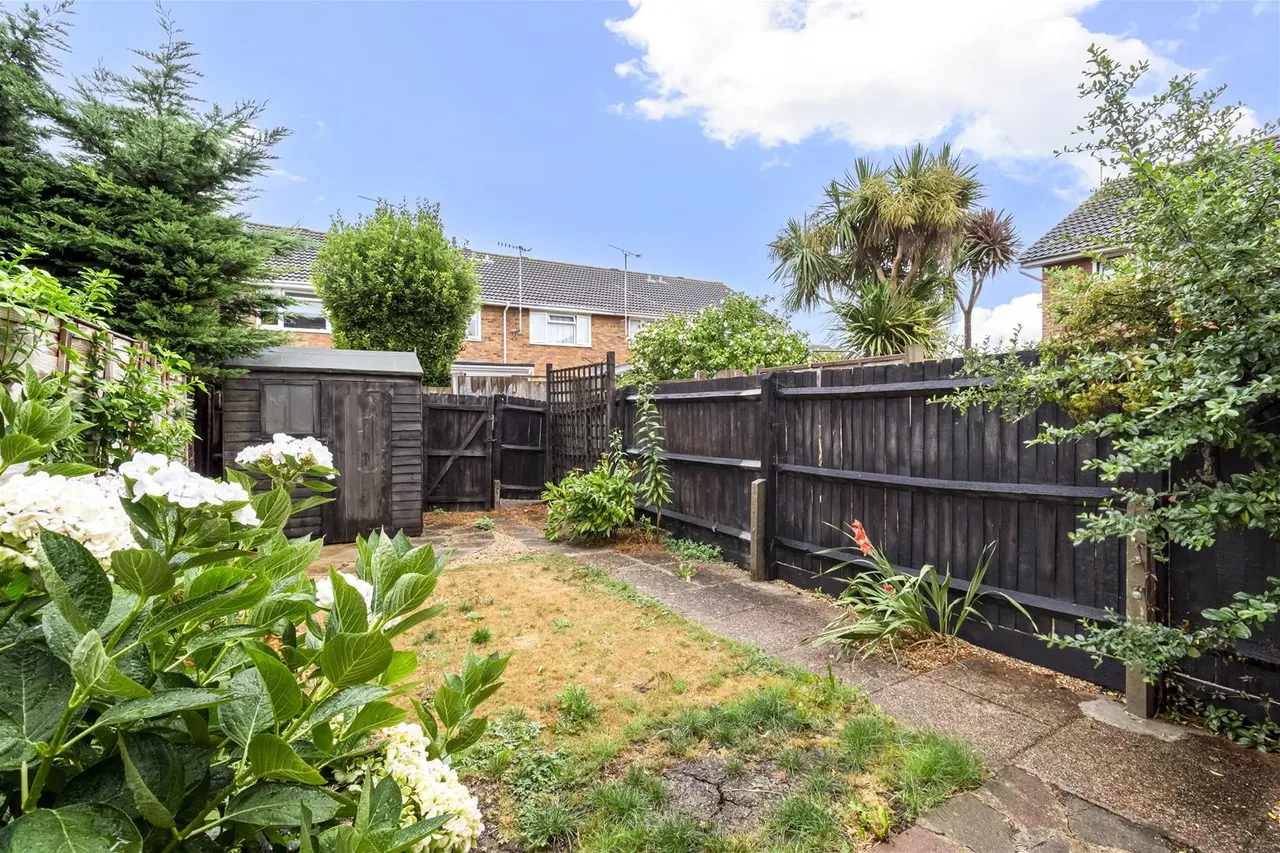 Vancouver Road, Worthing, photo 8