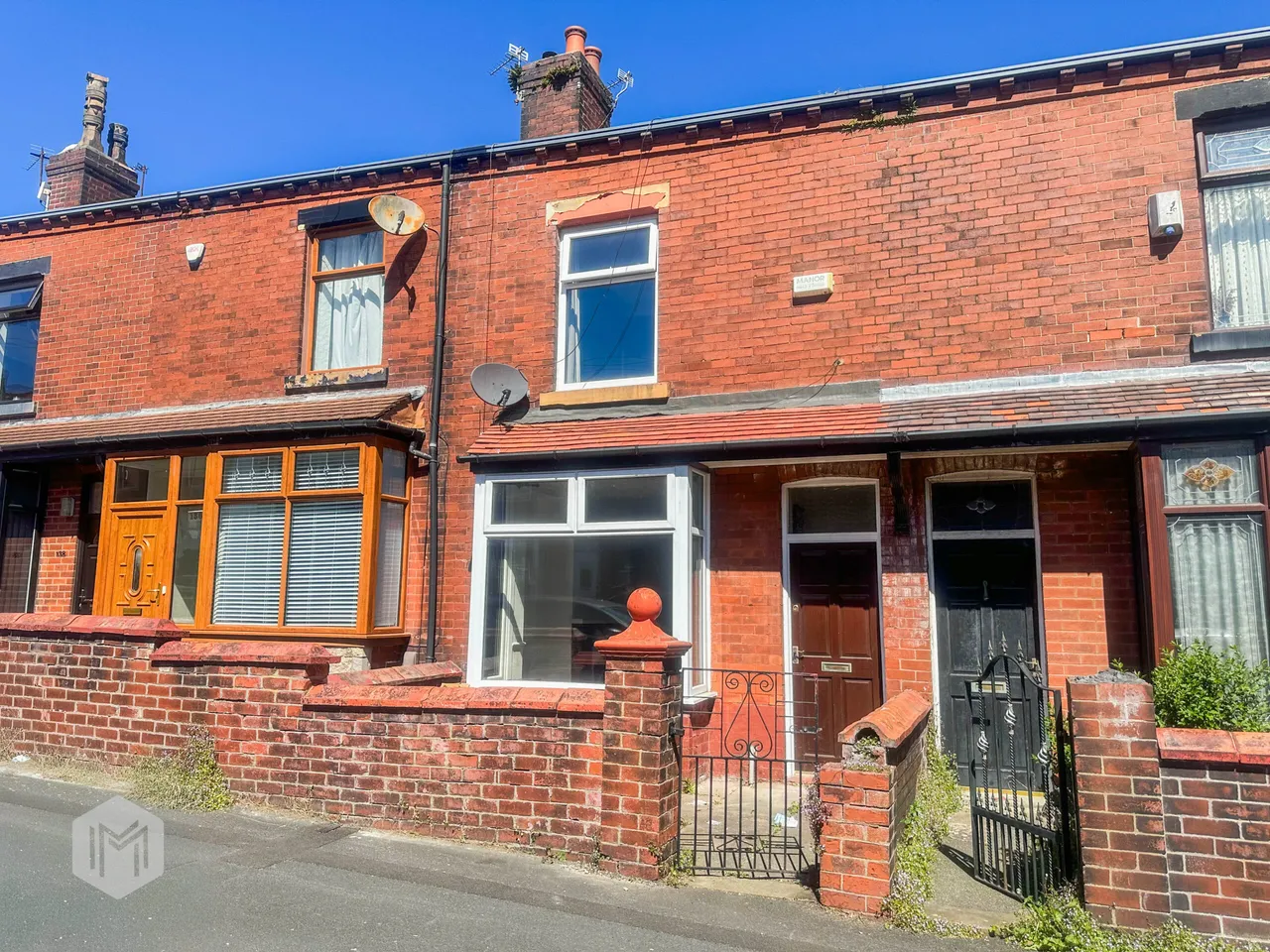 2 bed house for sale — Arnold Street, Bolton, BL1 3EY