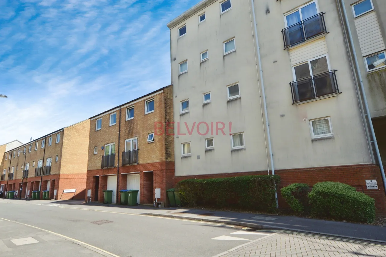 2 bed flat to rent, Carpathia Drive, Southampton, SO14