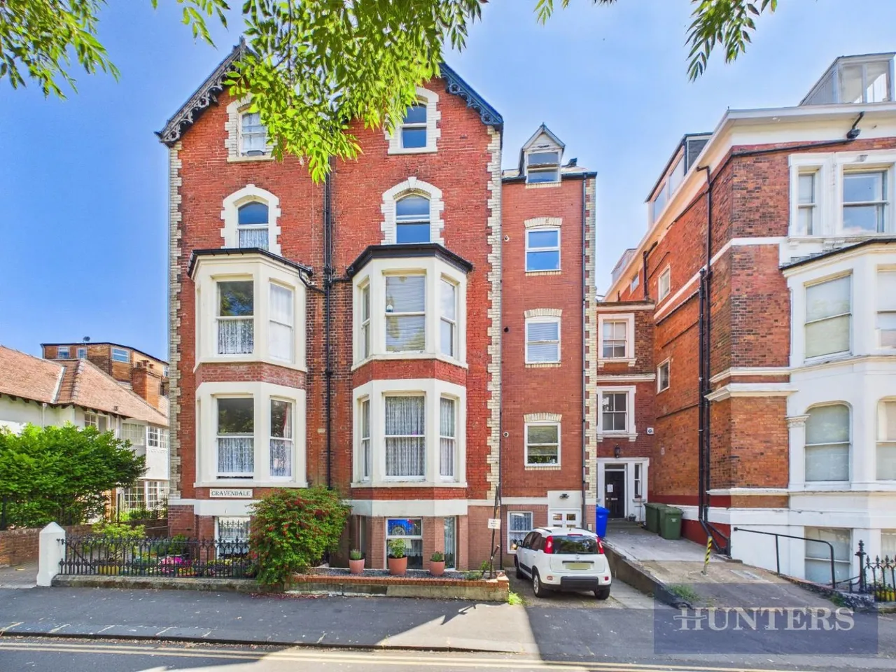 St. Martins Square, Scarborough, YO11, photo 16