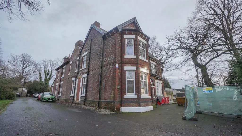 Sandy Lane, Stockport, SK6, photo 16