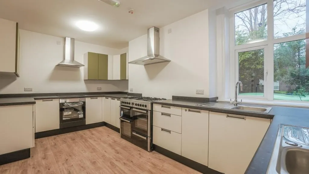 Sandy Lane, Stockport, SK6, photo 4