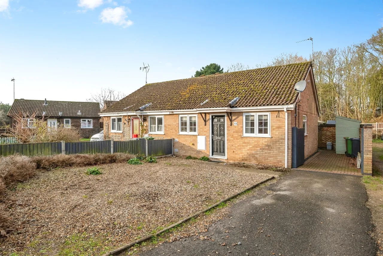 2 bed house for sale, Osborne Close, North Walsham, NR28
