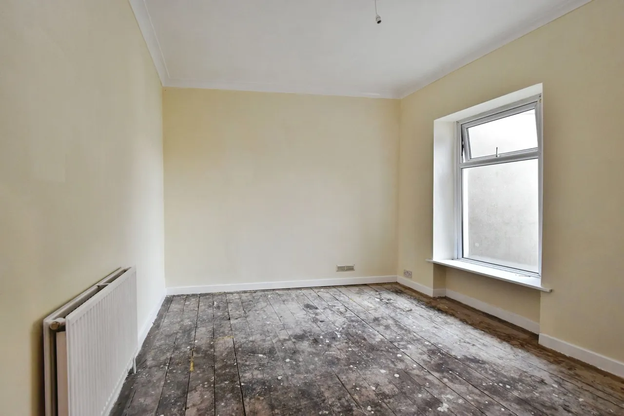 Coldstream Street, Llanelli, SA15, photo 13