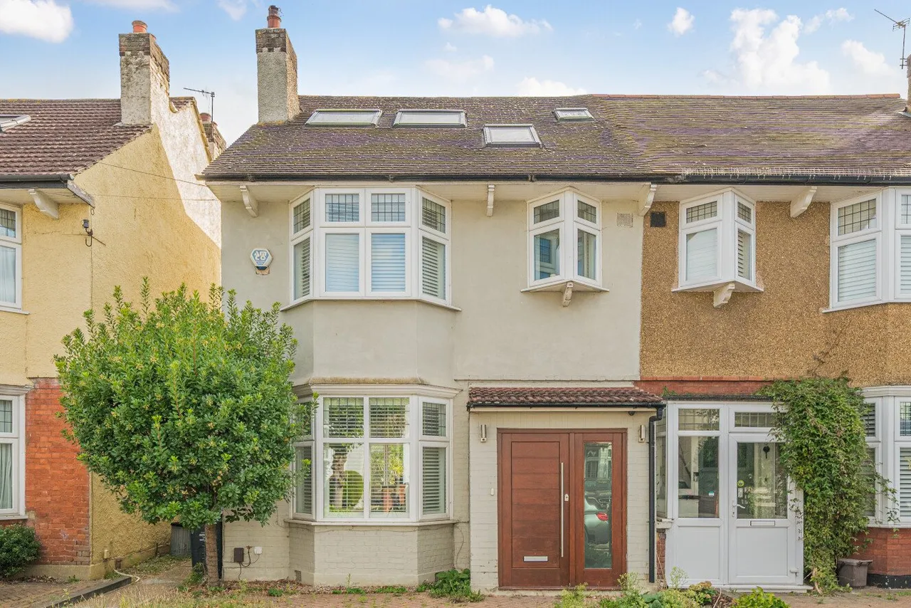 Camberley Avenue, Raynes Park, London, SW20, photo 5