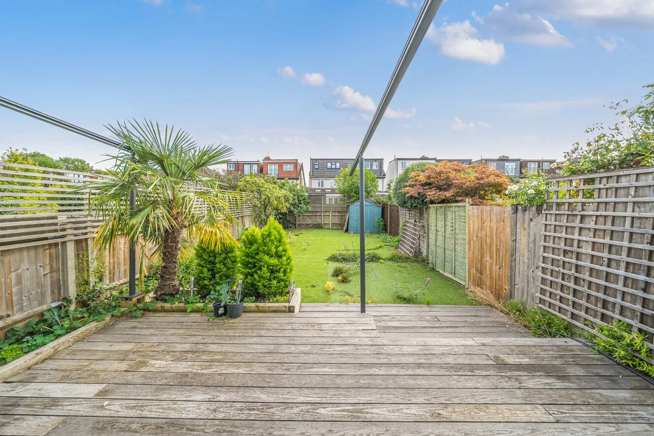Camberley Avenue, Raynes Park, London, SW20, photo 4