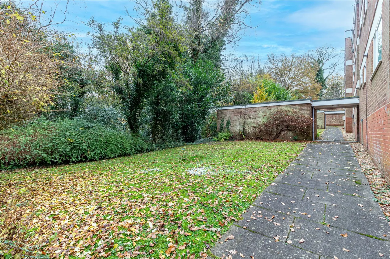 Woodend Close Webheath, Redditch, Worcestershire, B97 4LY, photo 4