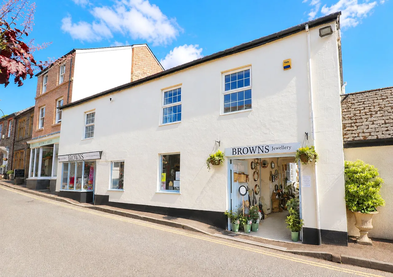 High Street, Dulverton, TA22, photo 2