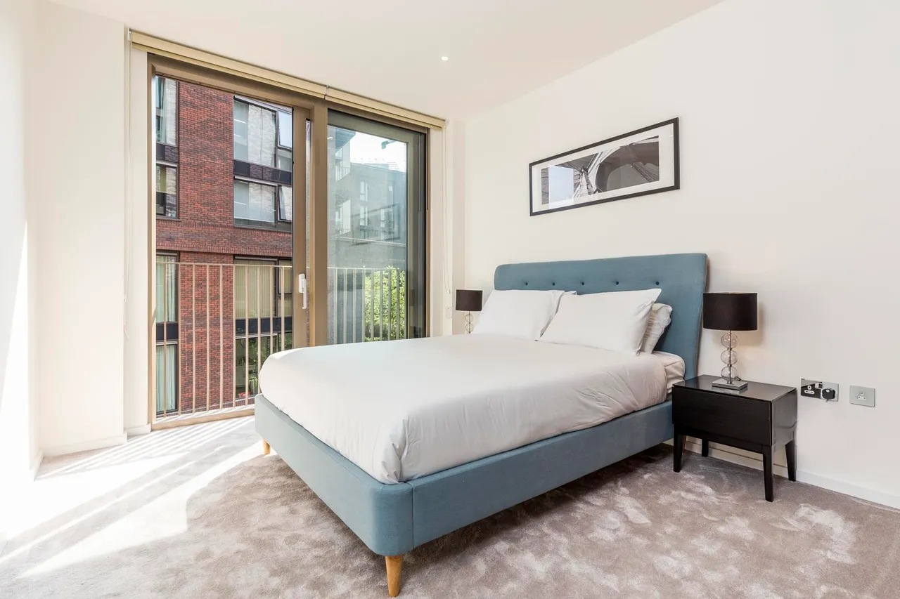 Embassy Gardens, London, SW11, photo 6