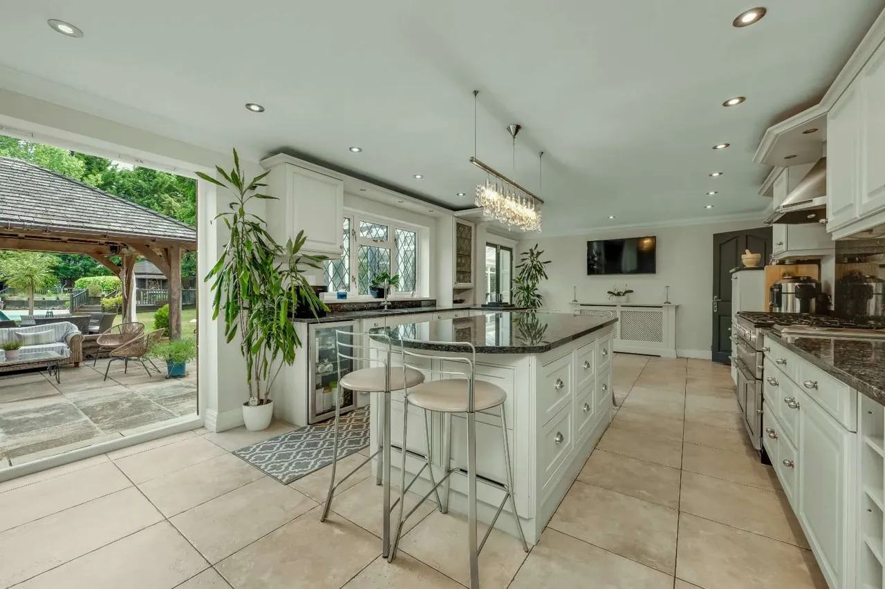 The Green, Epsom, Surrey, KT17 3JN, photo 7