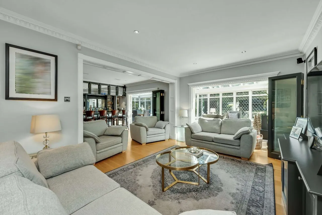 The Green, Epsom, Surrey, KT17 3JN, photo 10