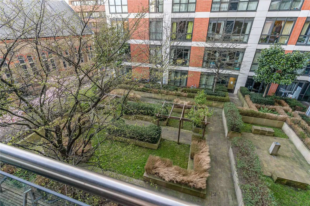 Longfield Avenue, London, W5 2BE, photo 11