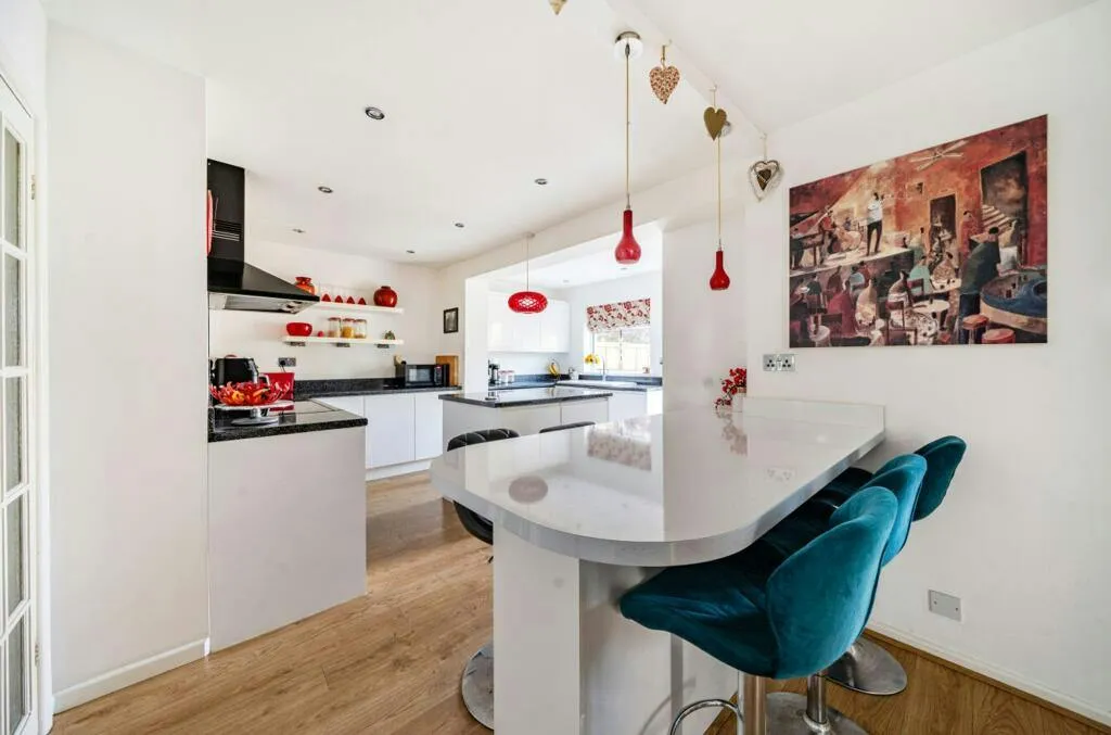 Southfield Road, Nailsea, BS48, photo 8
