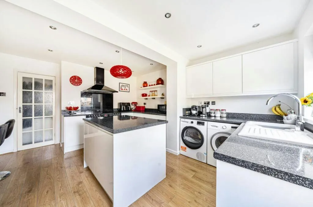 Southfield Road, Nailsea, BS48, photo 7
