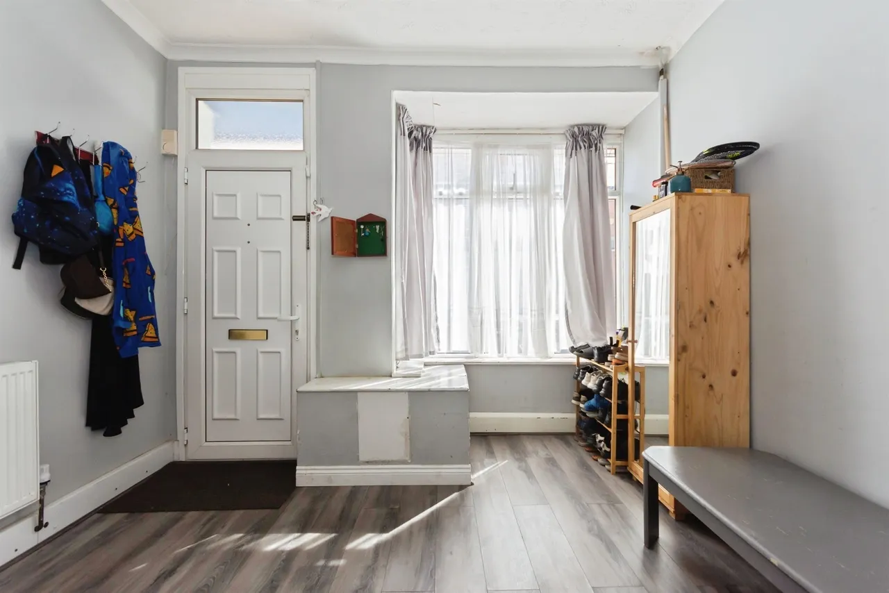 Manor Farm Road, Birmingham, B11, photo 6
