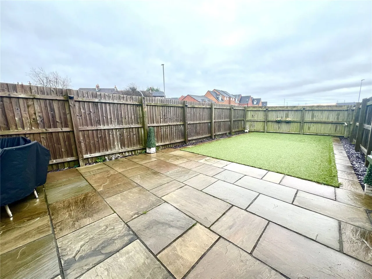 Fieldfare Close, Heysham, LA3, photo 2