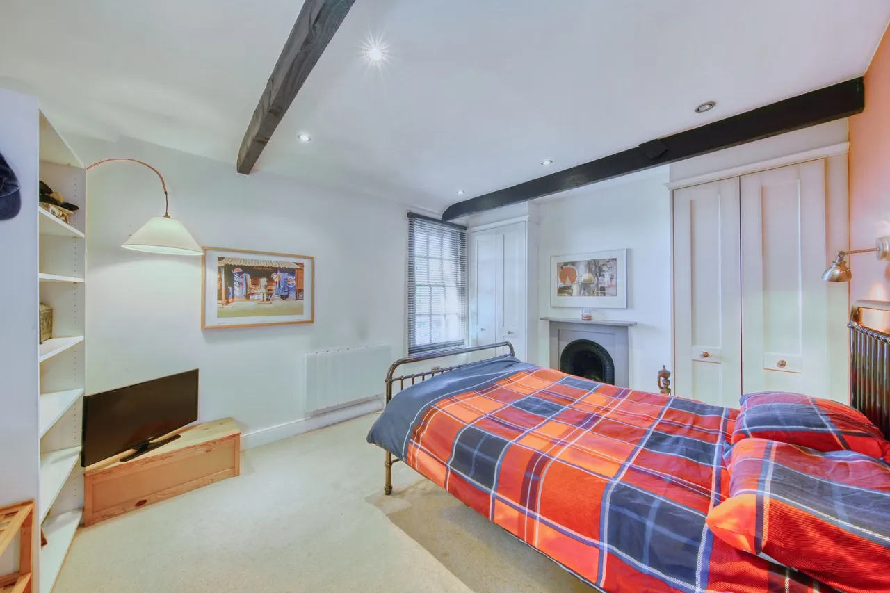 Park Road, Hampton Wick, KT1 4AY, photo 5