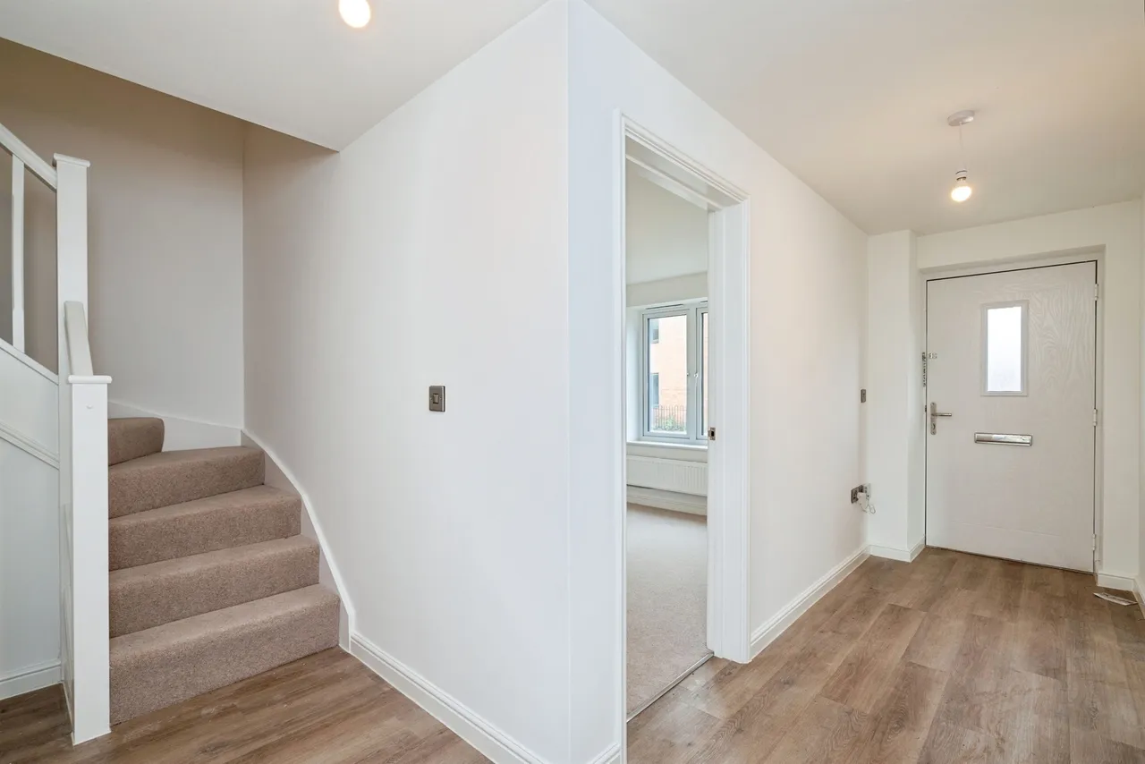 Wainscott Drive, Bradwell, NR31, photo 4