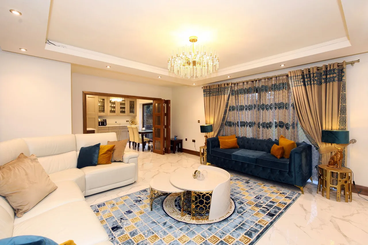 Daylesford Crescent, Cheadle, photo 6