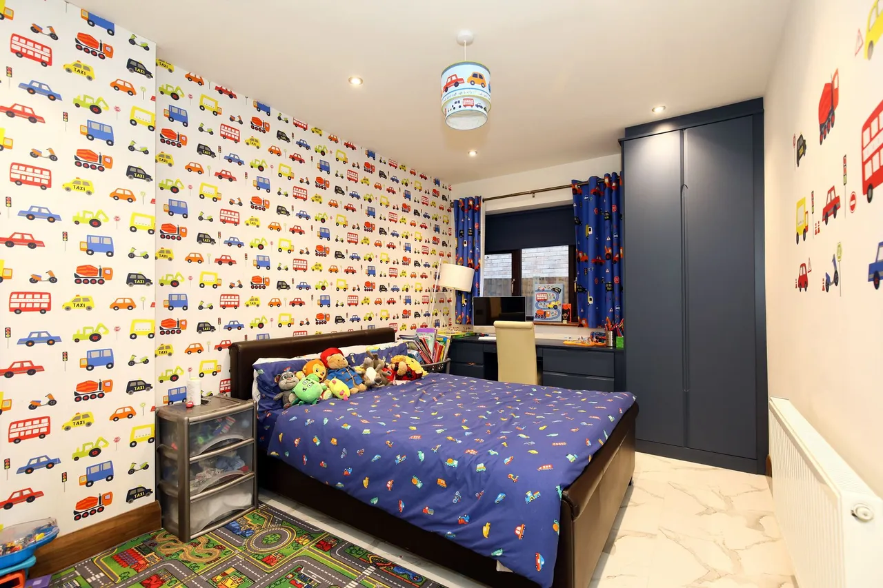 Daylesford Crescent, Cheadle, photo 10