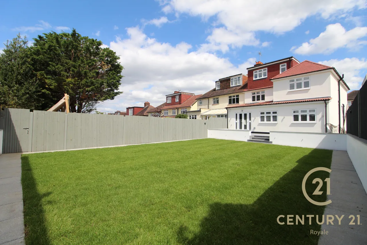 1 bed property to rent, Villiers Avenue, Surbiton, KT5