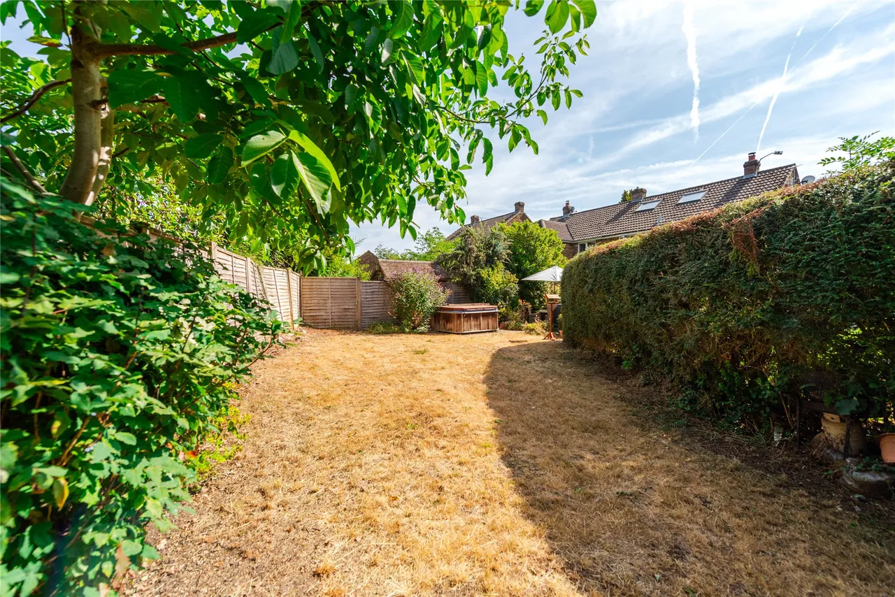 Church Lane, Lacey Green, HP27, photo 4