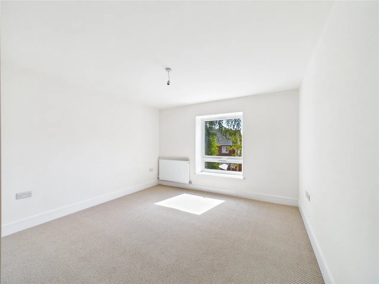 Paddock Row, Great Dunmow, CM6, photo 14