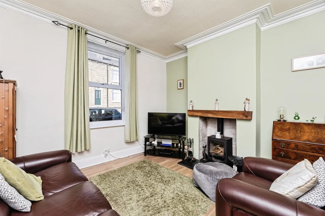 Queen Street, East Ardsley, Wakefield, photo 3