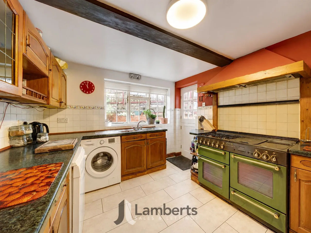 31 Redditch Road, Studley, photo 7