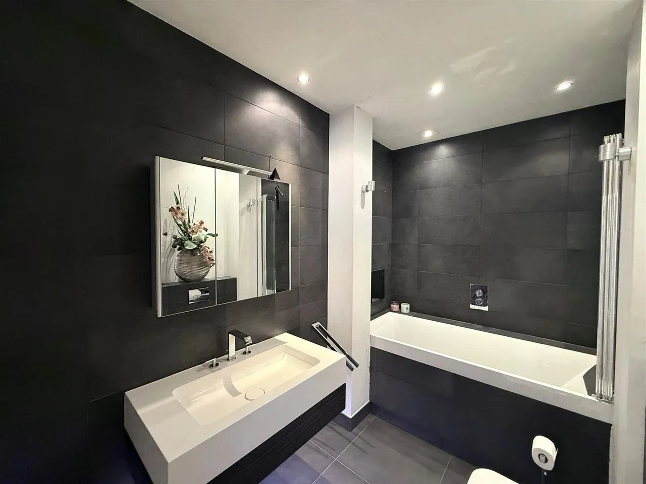 St. Margarets Road, Limehurst, WA14, photo 12