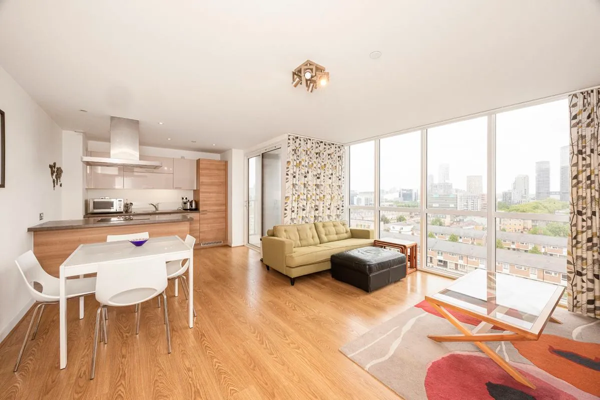 2 bed flat for sale — 6 Hay Currie Street, London, E14 6GF