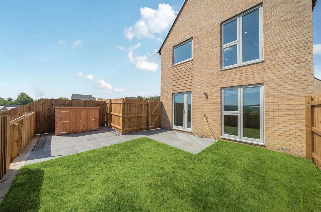 Ethel Carnie Road, Barrowford, BB9, photo 3