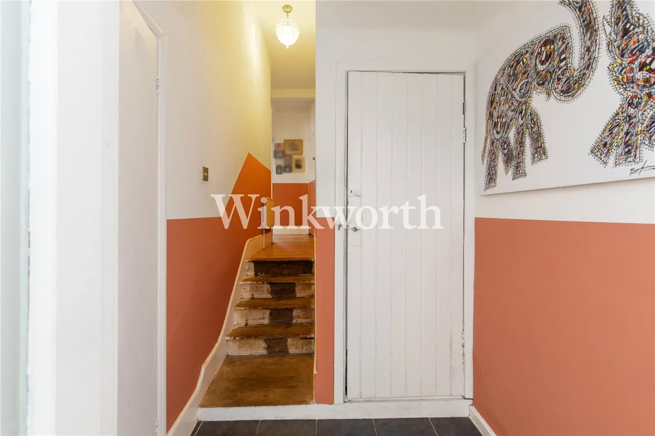 Gloucester Road, Seven Sisters, N17, photo 9