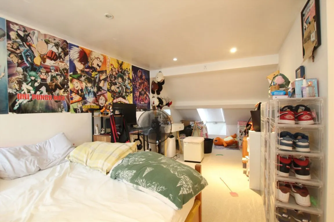 Grosvenor Road, W7, photo 6