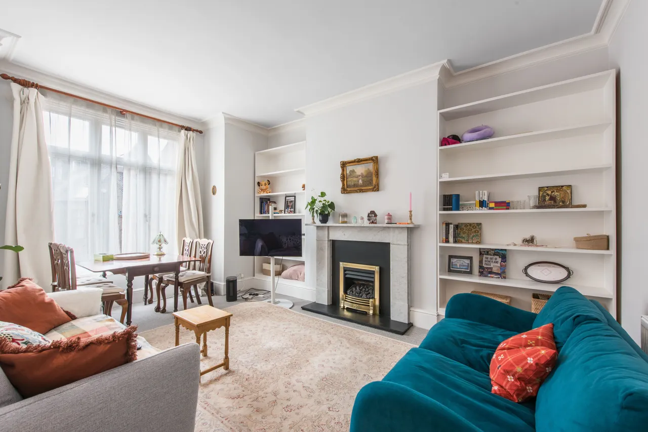 London, NW3, photo 2