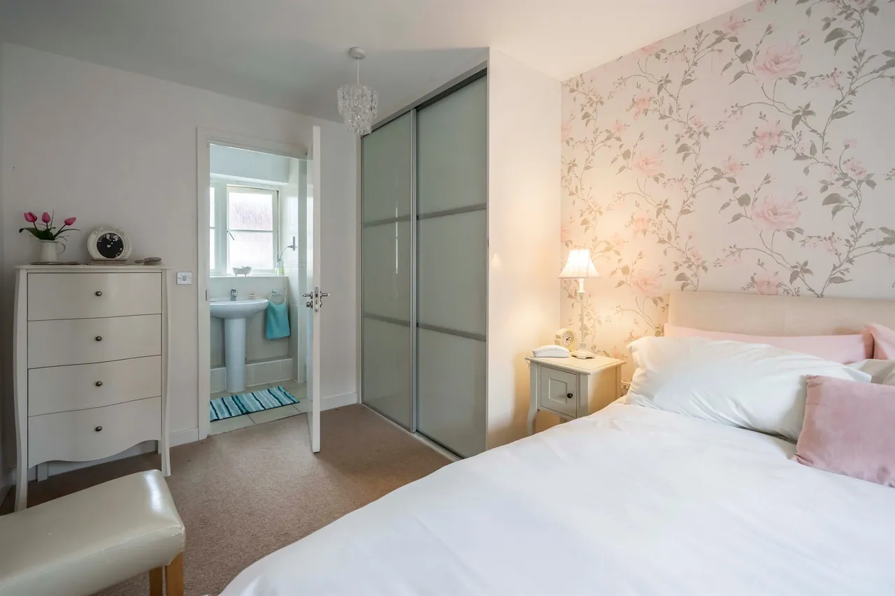 Sheldon Way, Berkhamsted, photo 6