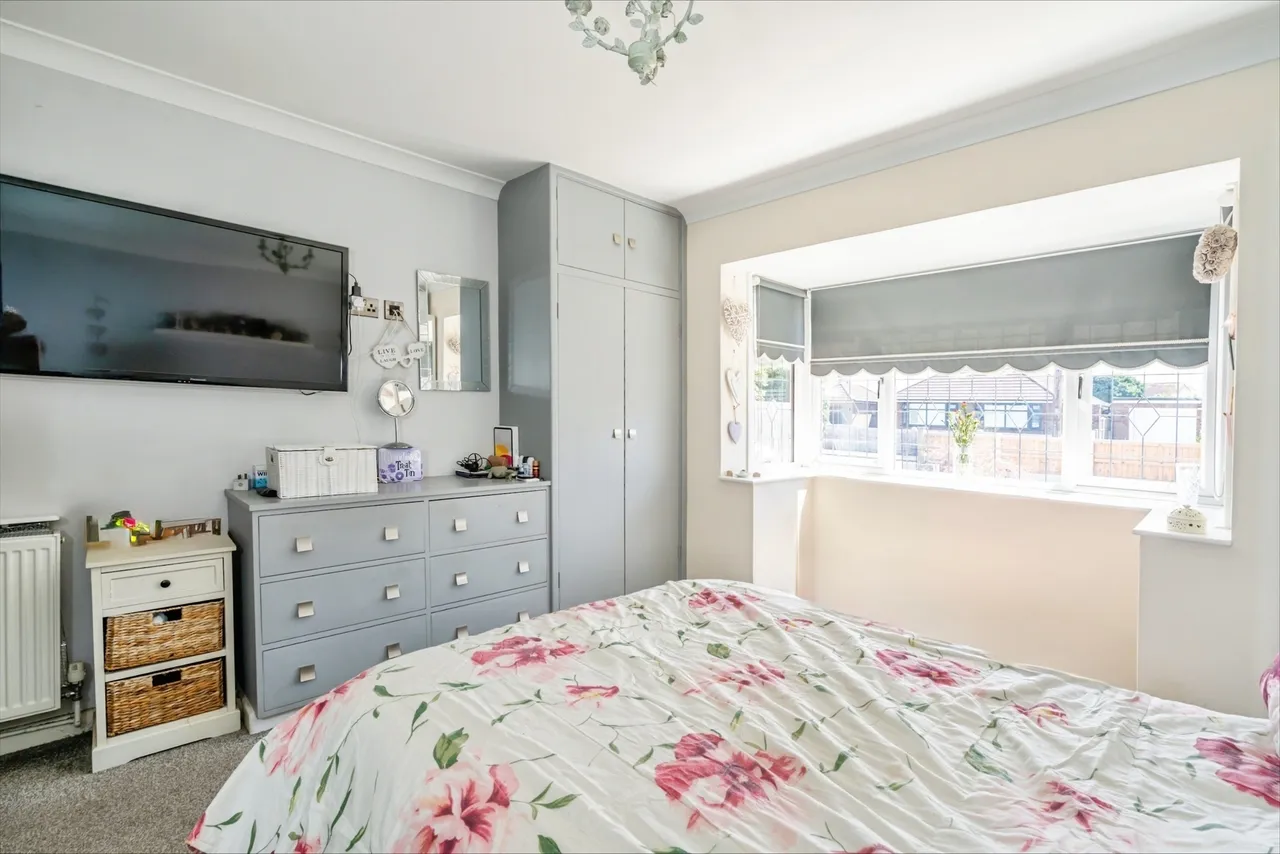 Robins Drive, Bognor Regis, PO21, photo 10