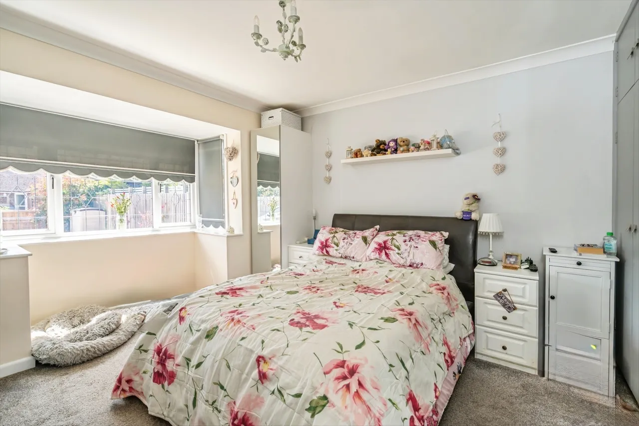 Robins Drive, Bognor Regis, PO21, photo 9
