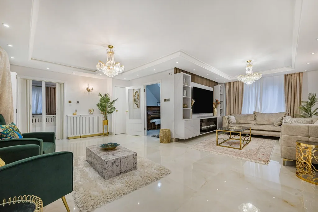 5 bed house for sale, Leesons Hill, Chislehurst