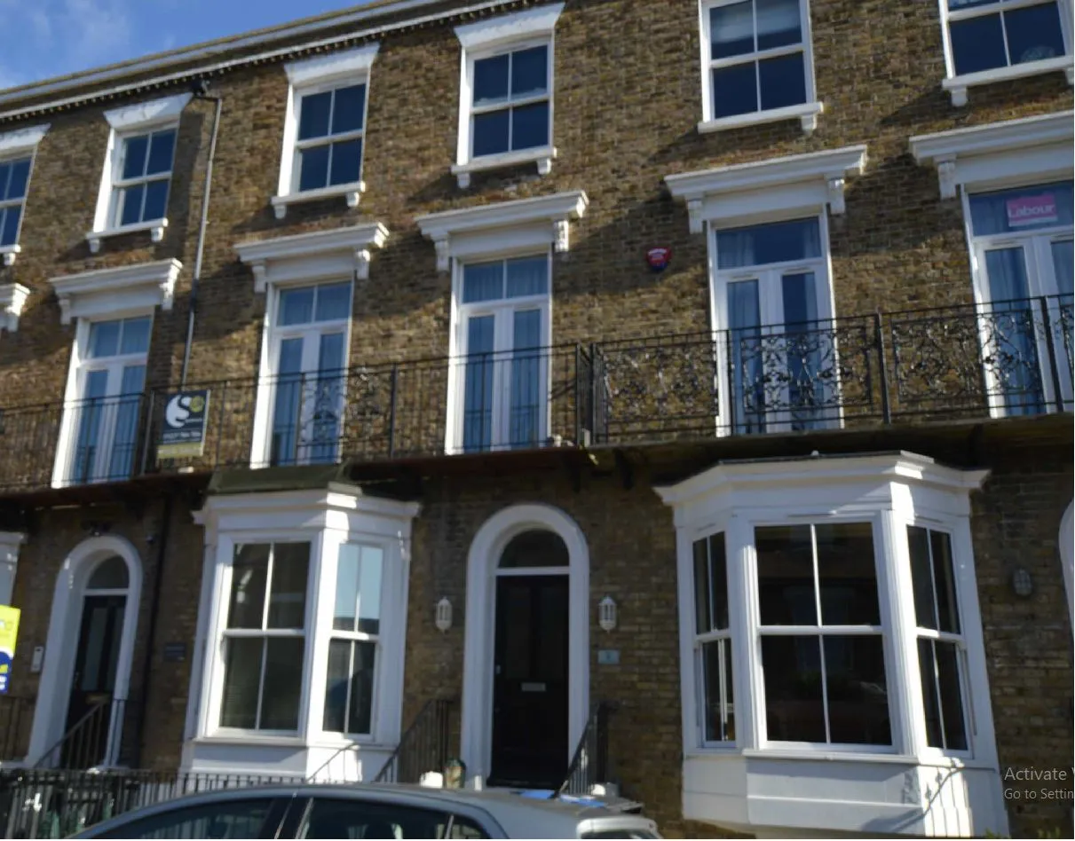 2 bed flat to rent, Westbrook Gardens, Margate, CT9