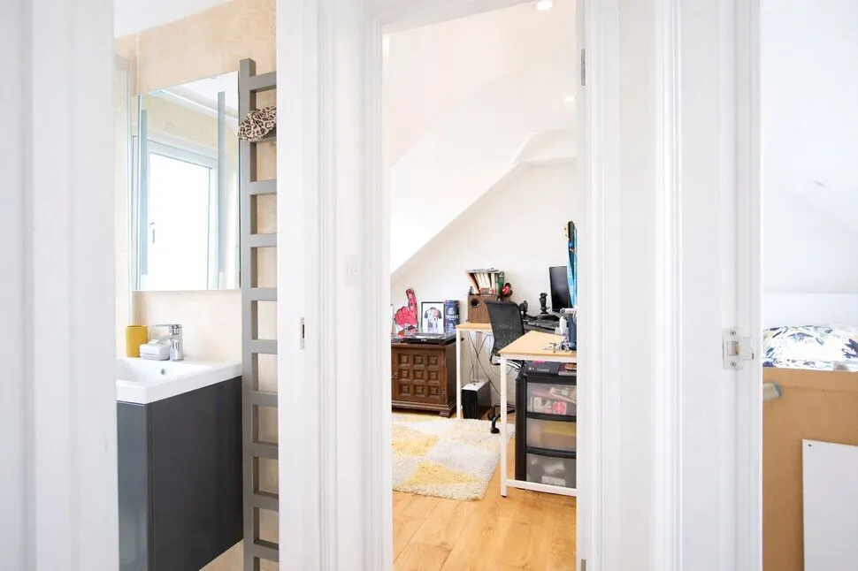 Victoria Way, London, SE7, photo 8
