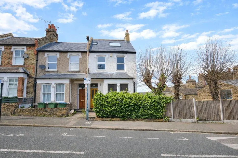 3 bed flat for sale — Victoria Way, London, SE7