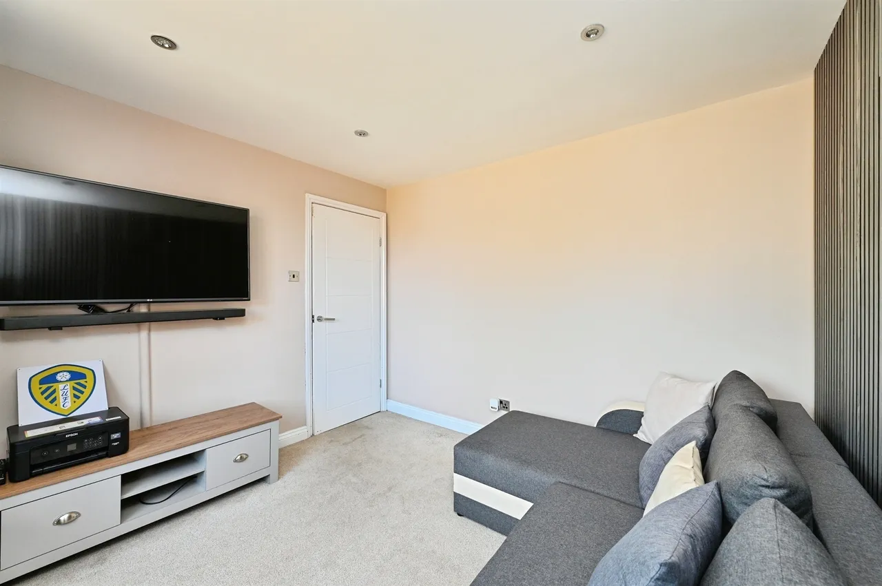 Lynn Road, Grimston, PE32, photo 7