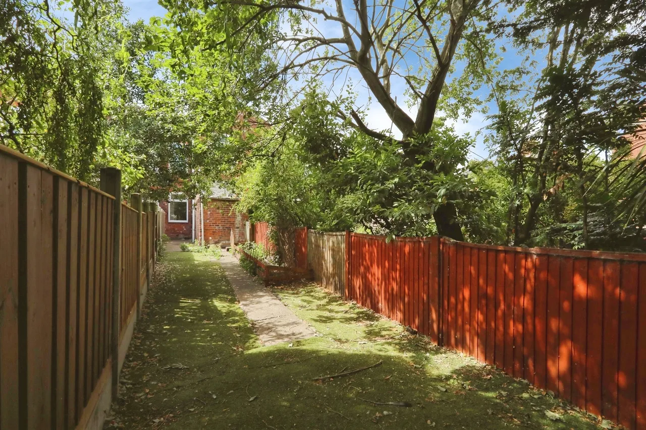 Harrington Street, Worksop, photo 9