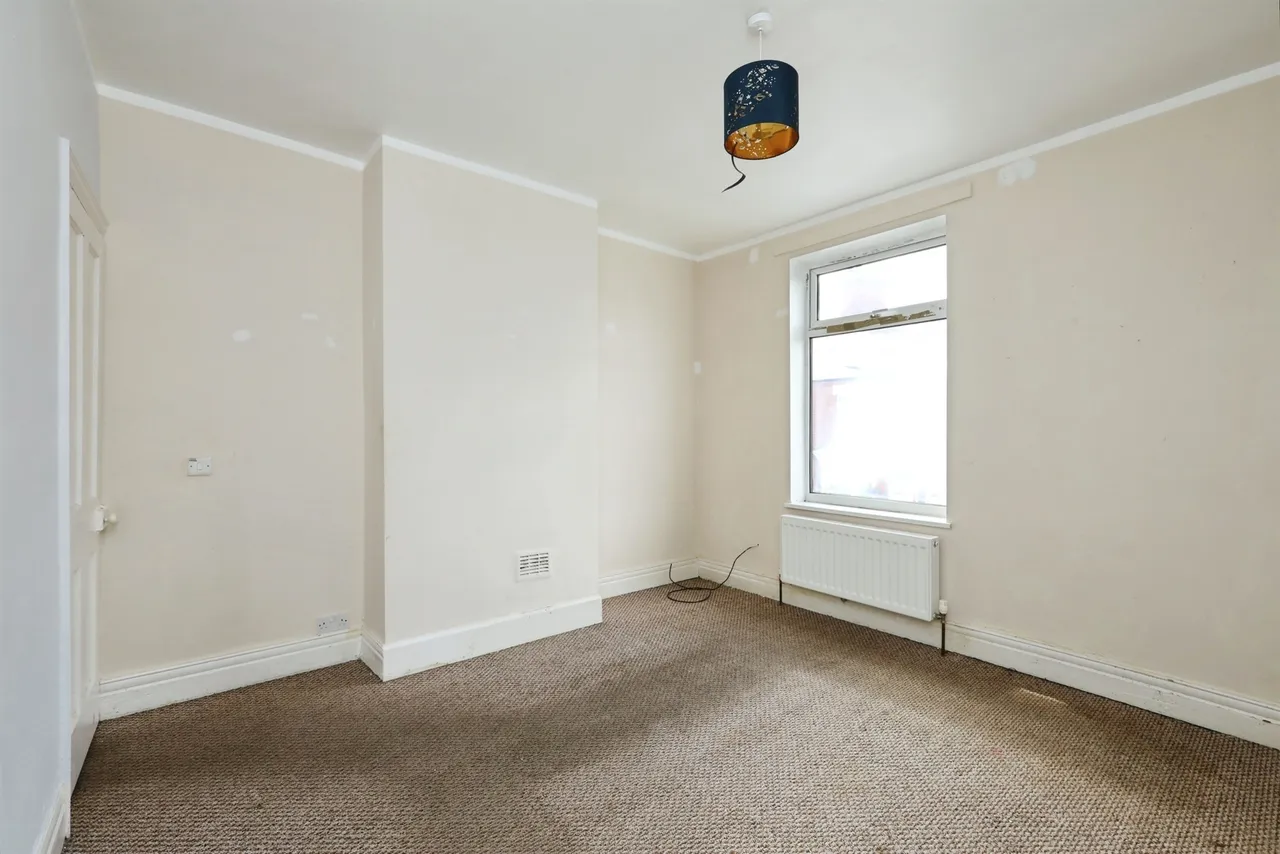 Harrington Street, Worksop, photo 6