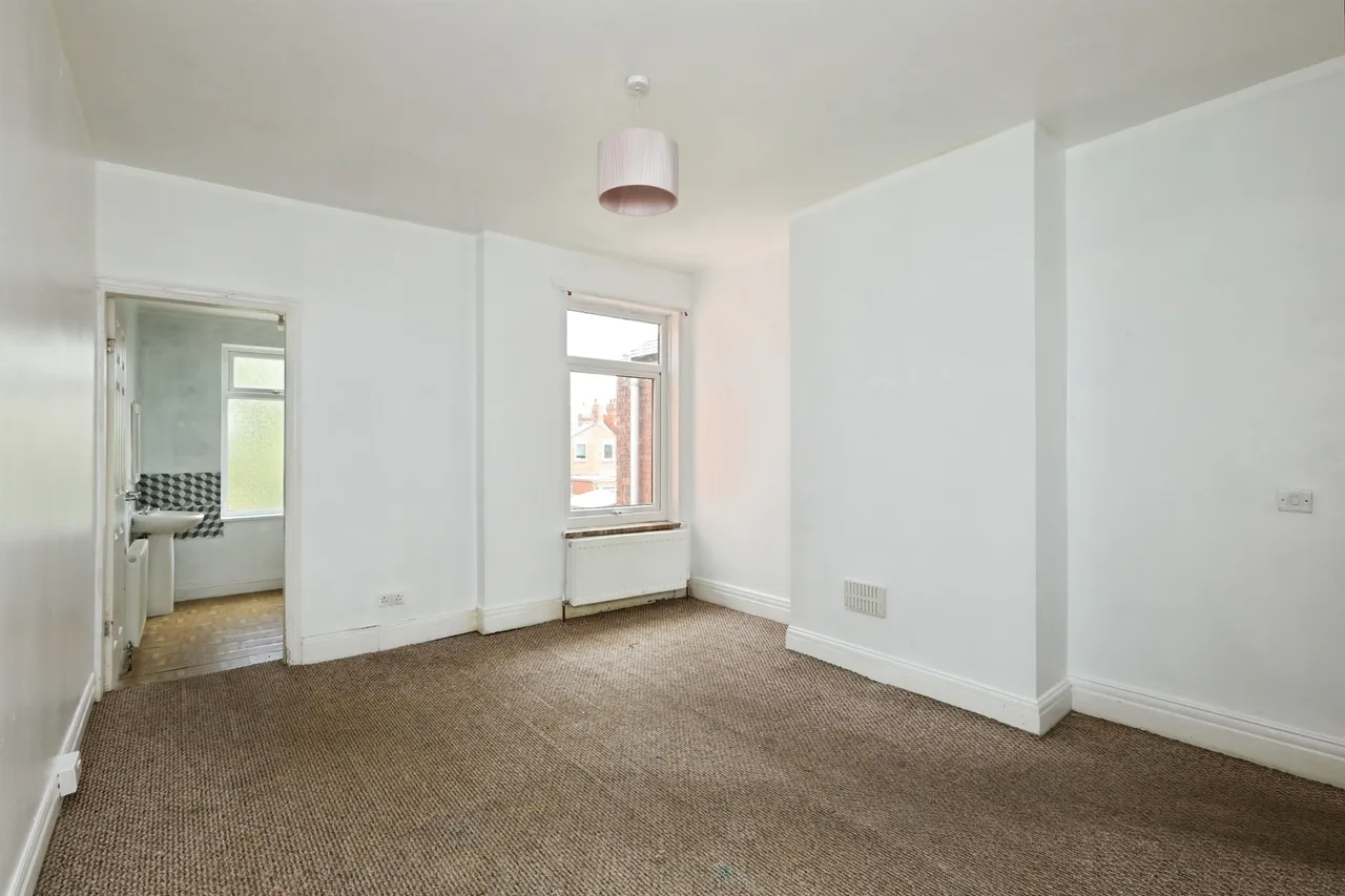 Harrington Street, Worksop, photo 5